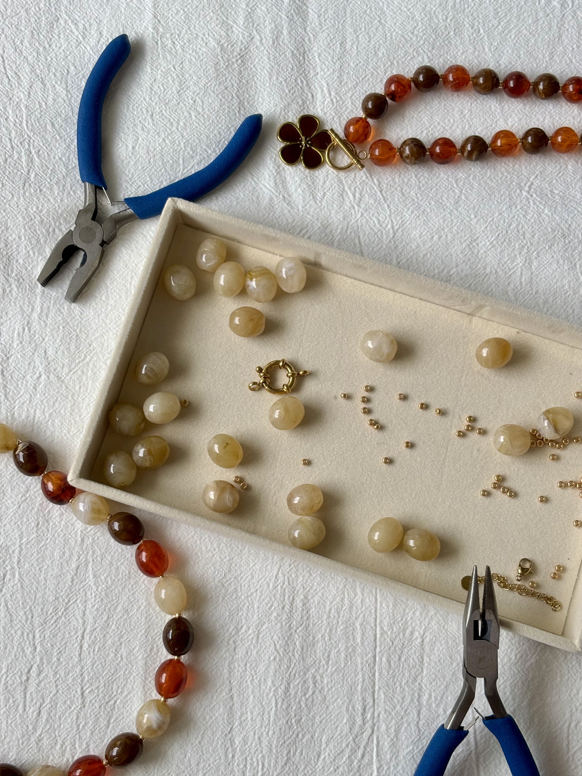 o-ptits-coins-atelier-perles-bar-a-charms_img_0172.jpeg