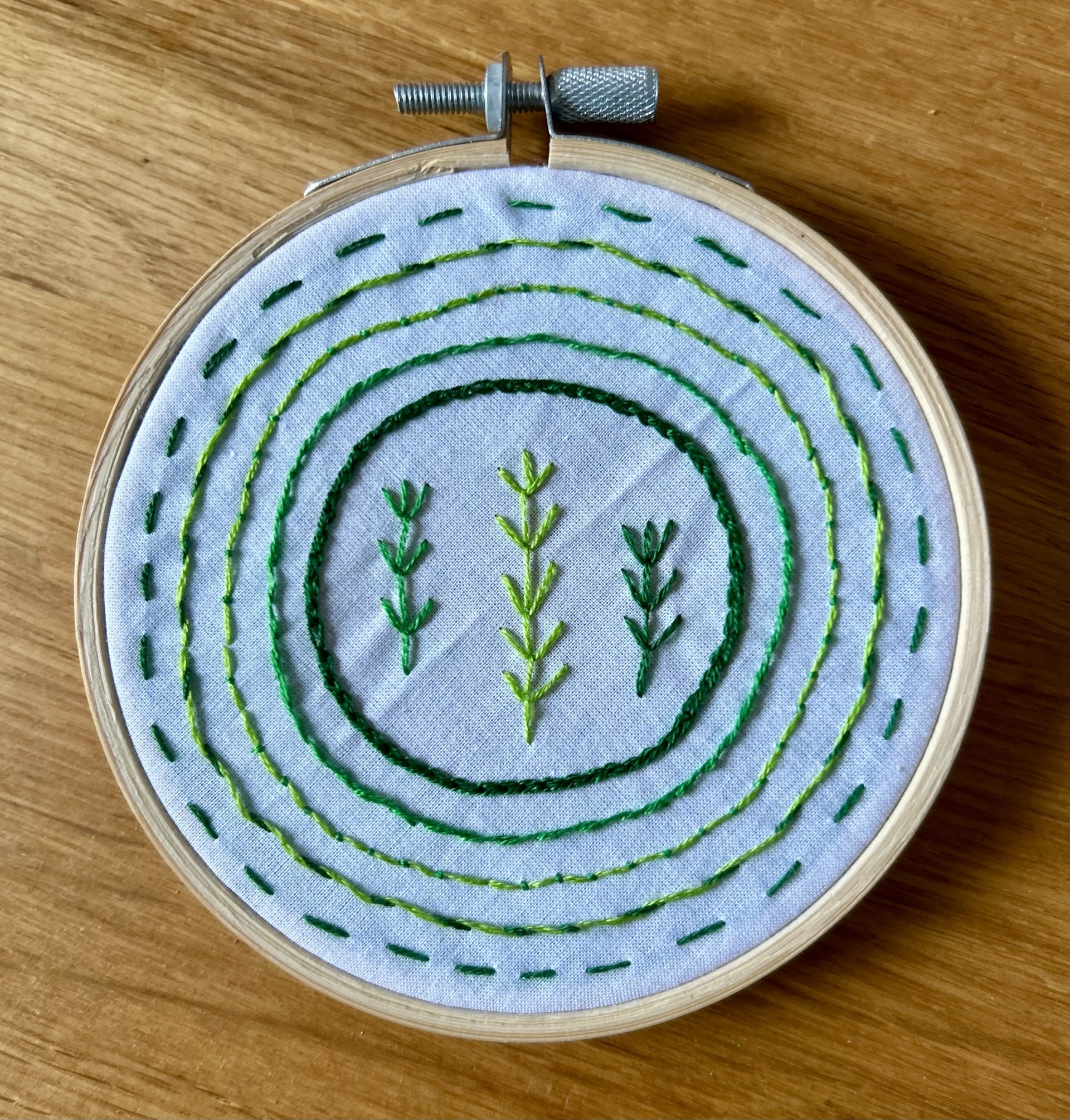 o-ptits-coins-initiation-broderie_img_3871.jpeg